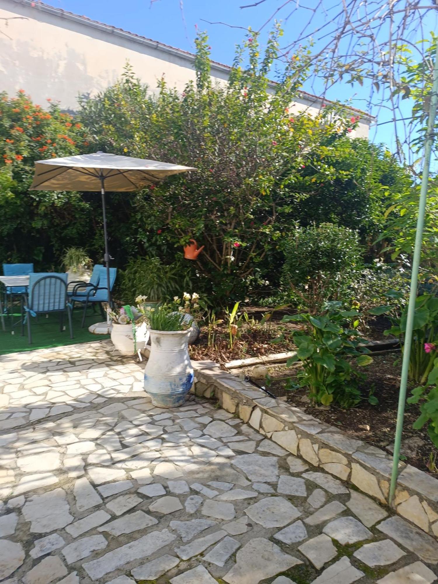 Garden Home Gaios Exterior photo